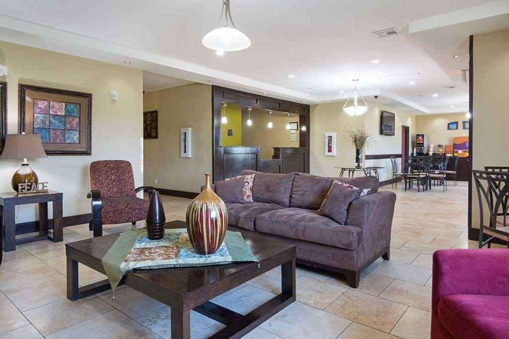 Winnfield Rodeway Inn & Suites מראה פנימי תמונה