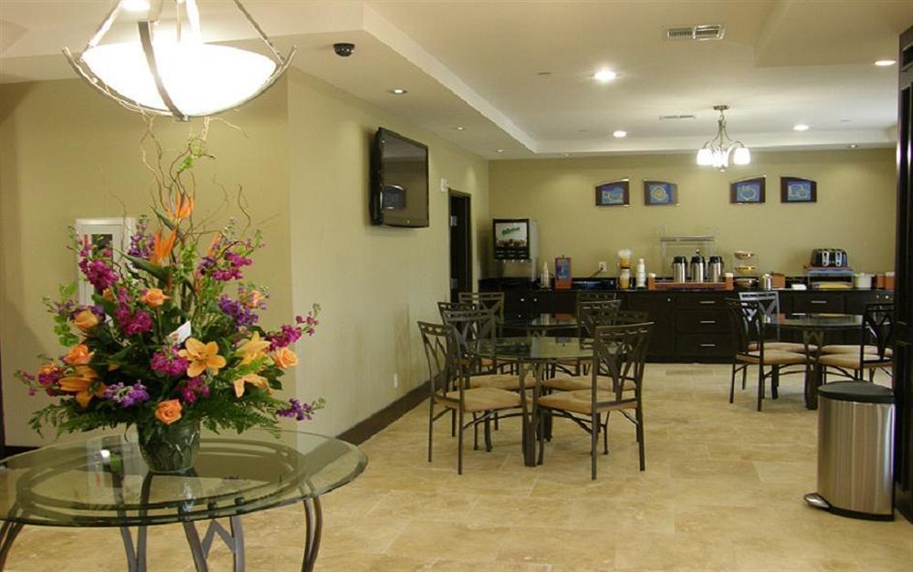 Winnfield Rodeway Inn & Suites מראה חיצוני תמונה